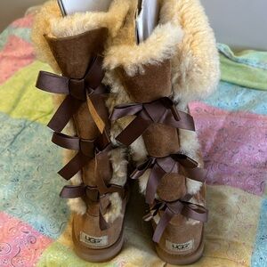 Ugg Bailey Bows Boots Size 8 Ladies Womens